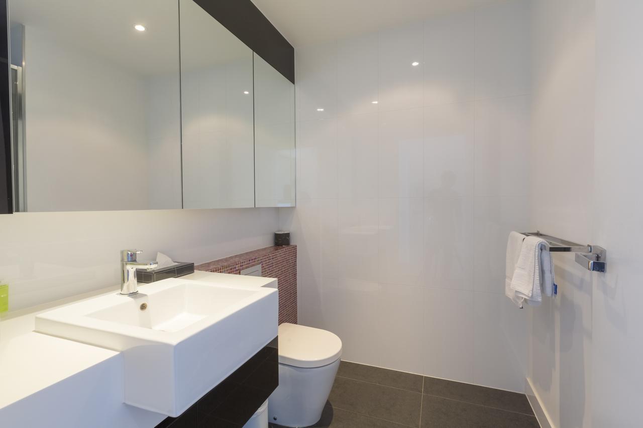 Apartments Melbourne Domain - New Quay Docklands Екстериор снимка
