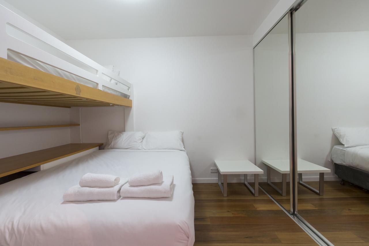 Apartments Melbourne Domain - New Quay Docklands Екстериор снимка